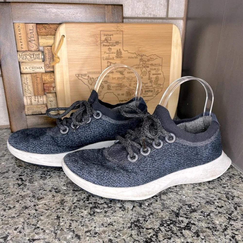 allbirds Wool Dasher Mizzles Women’s Sneakers Navy Size 8 1/2